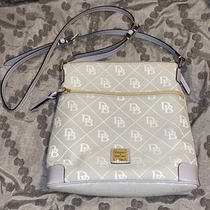 Brand new never used Dooney & Bourke purse from the original website.